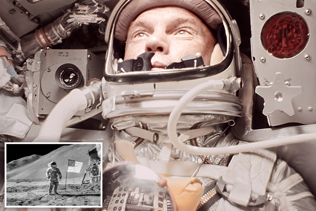 新しい写真は、ジョン・グレンが創設60周年を記念して地球を周回しているところを示しています。
