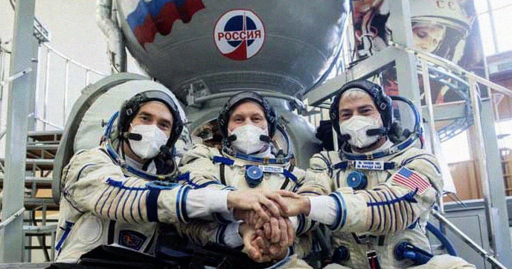 不適切！  NASAの宇宙飛行士は現在、ロシアの宇宙船で地球に戻る予定です。