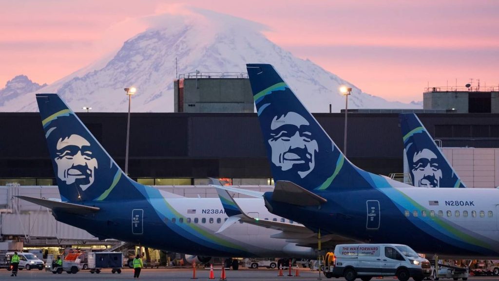 アラスカ航空は120便以上をキャンセルし、週末の混乱を警告-KIRO 7 News Seattle