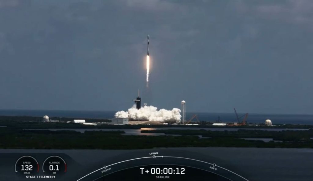 SpaceX Falcon 9は13回目の発売で、再利用の記録を打ち立てました