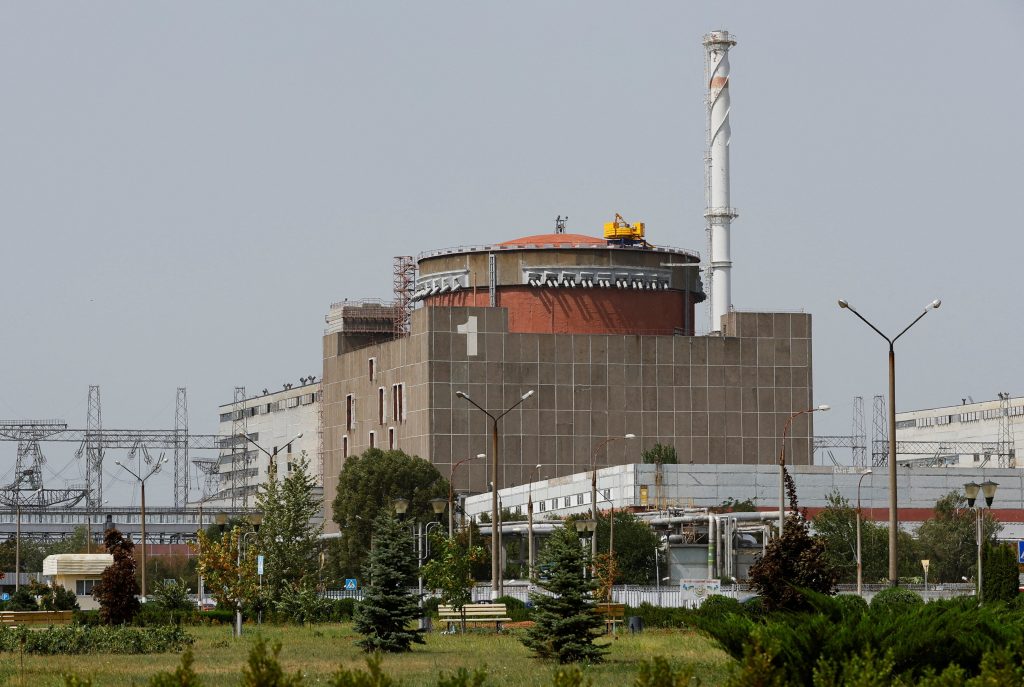 ウクライナの原子力発電所は安全対策として運転を停止