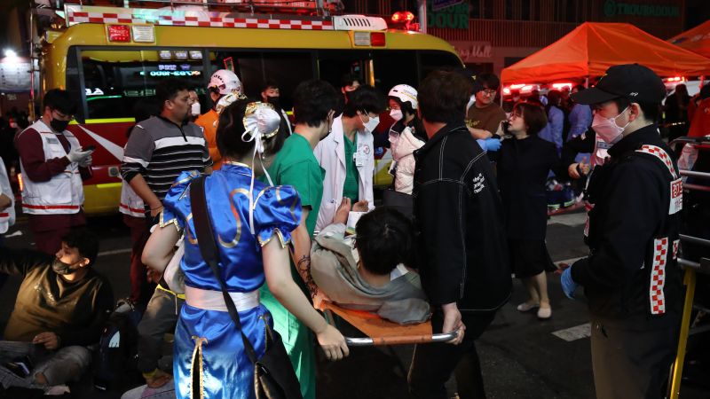 LIVE UPDATES: ハロウィーンの脱線事故で少なくとも 149 人が死亡
