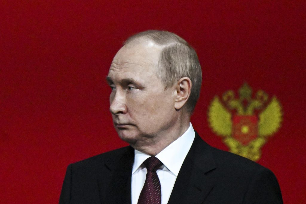 プーチンはどこ？ リーダーはウクライナに関する悪いニュースを他の人に残す