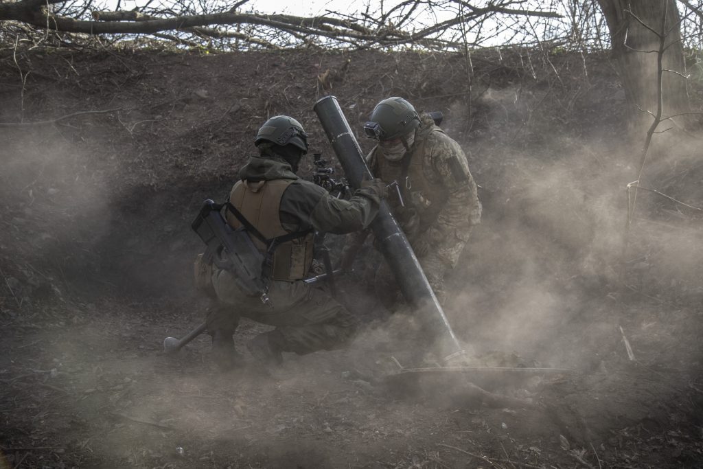 ロシアは、戦略的優位性が低いにもかかわらず、バフムートを捕獲するために「不釣り合いに高価な」攻撃に投資している：英国の諜報機関